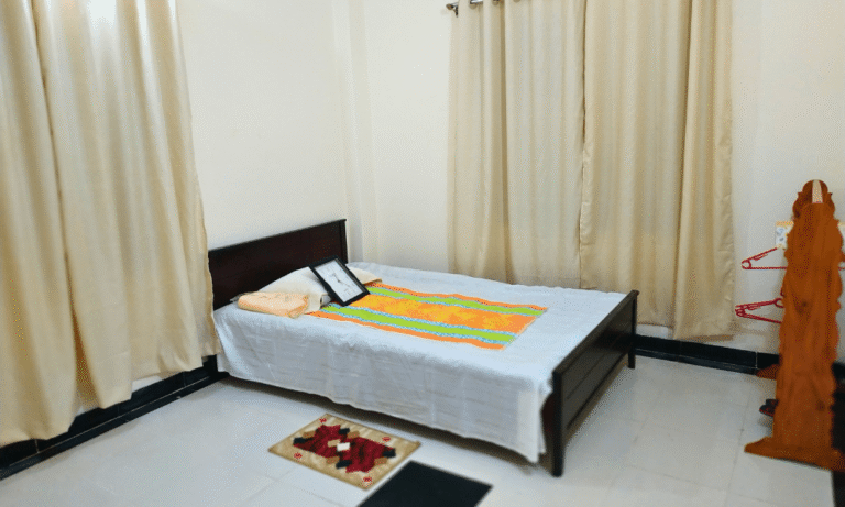 Sadhu Niwas Room